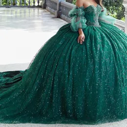 Green Shiny Sweetheart Ball Gown Quinceanera klänningar från axelapplikationerna spetspärlor Tull Sweet 16 Corset Vestido de 15 Anos