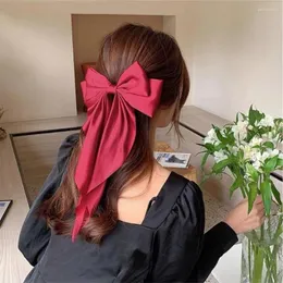 Akcesoria do włosów sprężynowy klips z łukiem wstążkowym i dekoracyjnym kwiatem dla kobiet akcesoria do fryzur