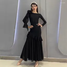 Scenkläder 2024 Ballroom Dance Clothes Women Adult Ruffles Black Tops Mesh Kjol Modern Waltz Performance Prom Dress BL11410