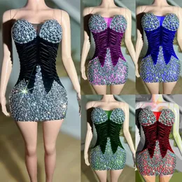 Sahne Giyim 5 Renk Tam Rhinestones Velvet Elbise Kadın Partisi Kişisel Elbiseler Akşam Festivali Kıyafeti Gogo Dance Kostümleri XS7550