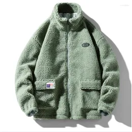 Herrjackor 2024 lamm fleece coat vinter mode löst skakning korn casual plysch förtjockad jacka bomullsdragare varma rockar