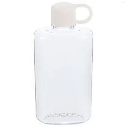 Weingläser Sommer Einfache einfarbige Raumwassertasse Tragbarer transparenter flacher Wasserkocher mit weißen 500-ml-Flaschen Sport für Fitness