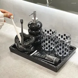 Dispenser di sapone liquido Bottiglia di disinfettante per le mani in ceramica Shampoo domestico Collezione di acqua cosmetica Accessori per il bagno e la casa