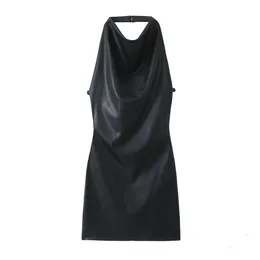 Taop Za Prodotto per l'inizio della primavera Moda e temperamento da donna Mini abito slim fit in ecopelle con collo appeso 240127