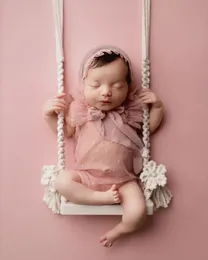 born Pography Props Baby Swing Chair Wooden Babies Furniture Infants Po Shooting Prop Accessories 240125