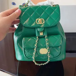 Novidades, mochila de moda de luxo, cera de carneiro, mini bolsa de ombro, grande capacidade, bolsa de designer, corrente de metal, bolsa de menina, balde de água, bolsa escolar clássica