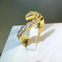 Pierścień Prezenty 12 stylów Opcja Serpentii Pierścienie węża 3 kolor biżuterii wąż ringu geometria pierścienia Pierścienie Multi Double Twist Pierścienie luksusowy prezent