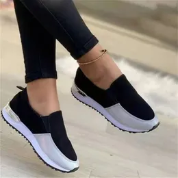 BKQU Scarpe da barca da donna Piattaforma Casual SlipOn Moda donna Appartamenti Sneakers Cut Out Mocassini comodi in pelle scamosciata 240202