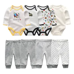 Bomull 6/8st Född baby pojke kläder 0-12m Autumn bodysuitspants pojkar babykläder sätter full ärmflickkläder 240124
