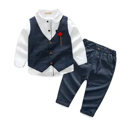 Abito da ragazzo coreano Camicia Gilet Pantaloni Abito a tre pezzi Camicia da ragazzo Pantaloni Abito 100-140 cm Abbigliamento per ragazzo Abbigliamento per bambini per ragazzi 240131