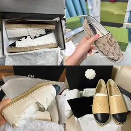 Frankrike designer skor kvinnor fiskare skor denim sapatos espadrilles halm loafers platta klackar skor kanal lata loafers sandaler dam linne tofflor