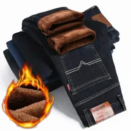 Outono inverno masculino velo quente jeans moda negócios calças compridas retro clássico denim calças casuais estiramento magro jeans durável 240126