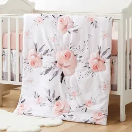 4 шт. комплект постельного белья для кроватки для мальчиков и девочек, включая одеяло, юбку, простыни, укладчик подгузников, розовый цветок, мягкий ребенок 240127