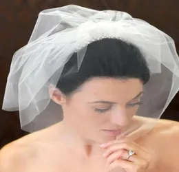 جديد 2019 الزفاف القصيرة الزفاف حجاب قطع مع ملحقات الشعر مشط الخمر حجاب 1320414