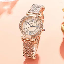 Orologi da polso Orologio da donna di lusso Quadrante rotondo con strass scintillanti intarsiati Puntatori digitali Quarzo alla moda