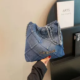 New Fashion Go Large Capacity Denim Buttot Bag Women s Texture One Shoulder Crossbody Chain Handbag factory direct sales