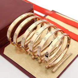 designer bangl Size 16 -20 CM T0P Material for woman designer for man bangle Gold plated 18K The screws are consistent with the classic style 025F