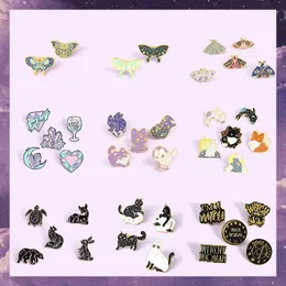 Broschen Hexe Emaille Pin Set Lila Kristall Halbmond Dreifache Göttin Schwarz Dunkel Abzeichen Gothic Hexerei Schmuck Großhandel