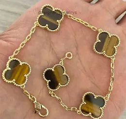 أساور سوار Vanclef Designer 2024 Van Clover Bracelet 18K Gold Gold Love Bangle Pendant Sparkling Crystal Diamond Party Jewelry Women