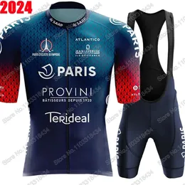 Maglia da ciclismo Paris Cycliste Olympique Set Estate Francia Abbigliamento Uomo Camicie da bici da strada Completo da bicicletta Pantaloncini con bretelle 240202