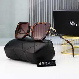 Luxury designer sunglasses Diamond Mounted Sunglasses for Women men Advanced Sensational Face Large Frame Sunglasses Gradient Color Anti UV Sunshade Sunglasses