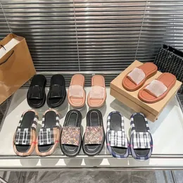 Дизайнерские тапочки Femme Fashion Letter Bur Slides Роскошные летние дамы Лидер продаж Флип на плоской подошве с резиновой подошвой Сандалии Beach Chaussu K1S7 #