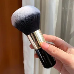 Pennelli per trucco Fondotinta in polvere sciolto Pennello grande Viso professionale Fard cosmetico multifunzionale Strumenti per scolpire bronzer