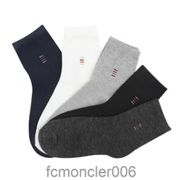 Wholesale- 5 Pairs Men Socks Solid Color Cotton Classical Businness Casual Summer Autumn Excellent Quality Breathable Male Sock Meias HLTU