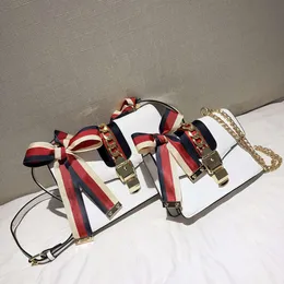 Gelişmiş doku ile stil tarzı dokuma kemer, baharda kadınlar için küçük çanta yeni popüler çok yönlü crossbody şık ve taşınabilir fabrika doğrudan satışları