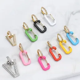 Orecchini pendenti 1PC triangolo geometrico pendente a goccia zirconi cubici orecchino piercing all'orecchio per le donne gioielli fluorescenti al neon