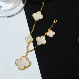 Top V-Gold Mother of Pearl Bransoletę dla kobiet Surface PlATED PRAWDZIWA BRANDERCER BRANDER Pięć Bransoletka kwiatowa żeńska złota podwójna naturalna chalcedonia z pudełkiem