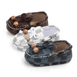 Primi camminatori Scarpe da bambino per bambini Ragazzo Moda Pu Pelle per ragazza Reticolo Primi passi Neonato 0-6-12 mesi Sport Piselli Prewalker Drop Dhr09