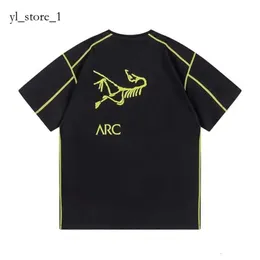 브랜드 아크 T 셔츠 남성 Tshirts 아르크 컴퍼니 재킷 티 에디션 Arcterx 재킷 다목적 패션 아르법 클래식 화려한 프린트 느슨한 남성 버드 셔츠 캐주얼 셔츠 2880