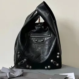 10A LE CAGOLE Schwarze Shopper-Tasche für Herren und Damen, Luxus-Designer-Lammleder, zwei Griffe, Einkaufstasche, gealterte Silber-Hardware, Schnappverschluss, Handtasche, Geldbörse