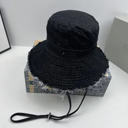 Kova Şapkası Tasarımcı Kova Şapkası Lüks Şapka Ham Kraliyet Kovboy Balıkçı Şapkası Gelecek Gündelik Gelgit Serin Stil Süper Klasik Çok Yönlü Çoklu Çok Renk İsteğe Bağlı