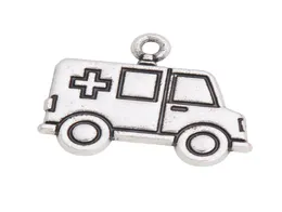 Amuletos em formato de carro de ambulância vintage de liga inteira enfermeira médica tema joias amuletos 1822 mm AAC10535457282