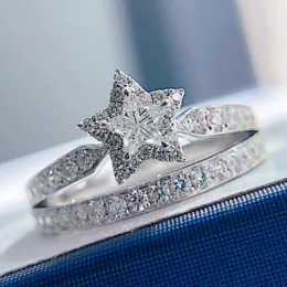 Ins Espumante Anéis de Casamento Jóias de Luxo 925 Prata Esterlina Festa Cinco Estrelas 5A Cubic Zircon CZ Diamante Gemstones Eternidade Mulheres Engajamento Banda Anel Presente