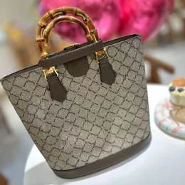 2024 Designer Bamboo tote bag handbag Genuine leather Shoulder Bags womens Purse pochette Large capacity shopping Picnic bag