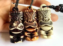 YQTDMY 12 szt. Maorihawaiian Style imitacja rzeźbiona Naszyjnik Tiki wisiorki dla mężczyzn Women039S Prezent6536748