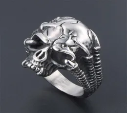 Gothic Men039s Anello da dito Biker Skull Acciaio inossidabile Maschio Anelli vintage Gioielli da uomo Accessori di alta qualità 7435923975