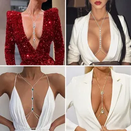 Catene di strass sexy Catena per il petto Imbracatura Catena per la vita Collana di gioielli per il corpo della pancia del seno per le donne Accessori di abbigliamento per feste 240221