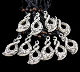 Ganze Menge 12 Stück Tribal-Stil Maori Haken Doppelanhänger Charms verstellbare Halskette Amulett Geschenke für Männer Frauen MN17413196989