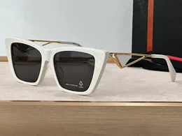 Sonnenbrille für Männer und Frauen, modisch, 95er-Jahre, Retro-Brillen, Designer, Outdoor, Strand, quadratisch, Freizeit-Stil, Schutzbrille, UV-Schutz, Anti-Ultraviolett, Metall, Vollformat, zufällige Box