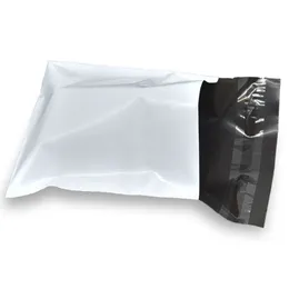 Liten självhäftande vit poly mailer väska mailing express förpackning kurirväskor kuvert plast mailare paket väska 11x11 4cm2413
