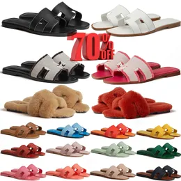 Oran sandal Luxury Designer Leather Women's Sandals womens slipper black red white brown yellow slipper 35-42 free shipping
