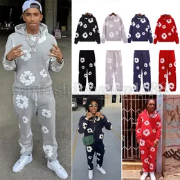 Designer high quality Hoodie Black Mens Denim Tear the Cotton Wreath Sweatshirt Unisex Oversized Hoodies Design Hoody Fashion Hip Hop Hooded Sweatshirts
