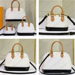 Kadın kabuk çantası moda çanta nano almas tote tasarımcısı lüks kumul serisi 18 25 32 debriyaj cüzdan hobo çantası bayan en kaliteli omuz crossbody çantaları dhgate sacoche