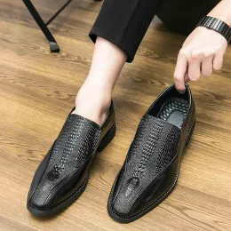 Klä bröllopsloafers på affärsslipmode svart för varumärkeskrokodilmönster läder spetsiga smala casual män skor 906