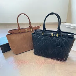 Luxury Woman Handbag Bags Wallet Purs Pases Shoulder Handbags Luxurys Designer Bag Women Designers Crossbody Tote Saddle Mini Walls Designer_BAGS2024 Väskor