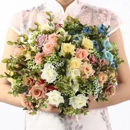 Fiori decorativi colorati bouquet di rose artificiali con foglie verdi bordo riccio realistico riutilizzabile non appassimento festa di nozze a casa nuziale